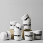 Mug PLTY Typo « Satisfaction », vue détaillée 3 | One Horizon