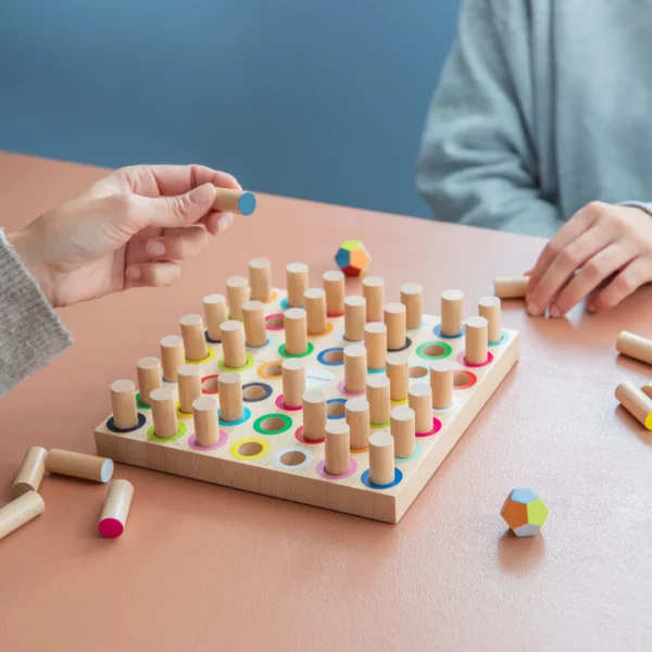 Jeu de mémoire « Remember Momo », vue détaillée 2 | One Horizon