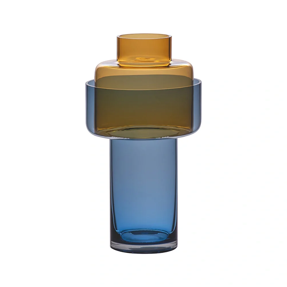 Aura glass vase Amber