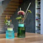 Vase en verre Remember Groove Green L, vue détaillée 3 | One Horizon