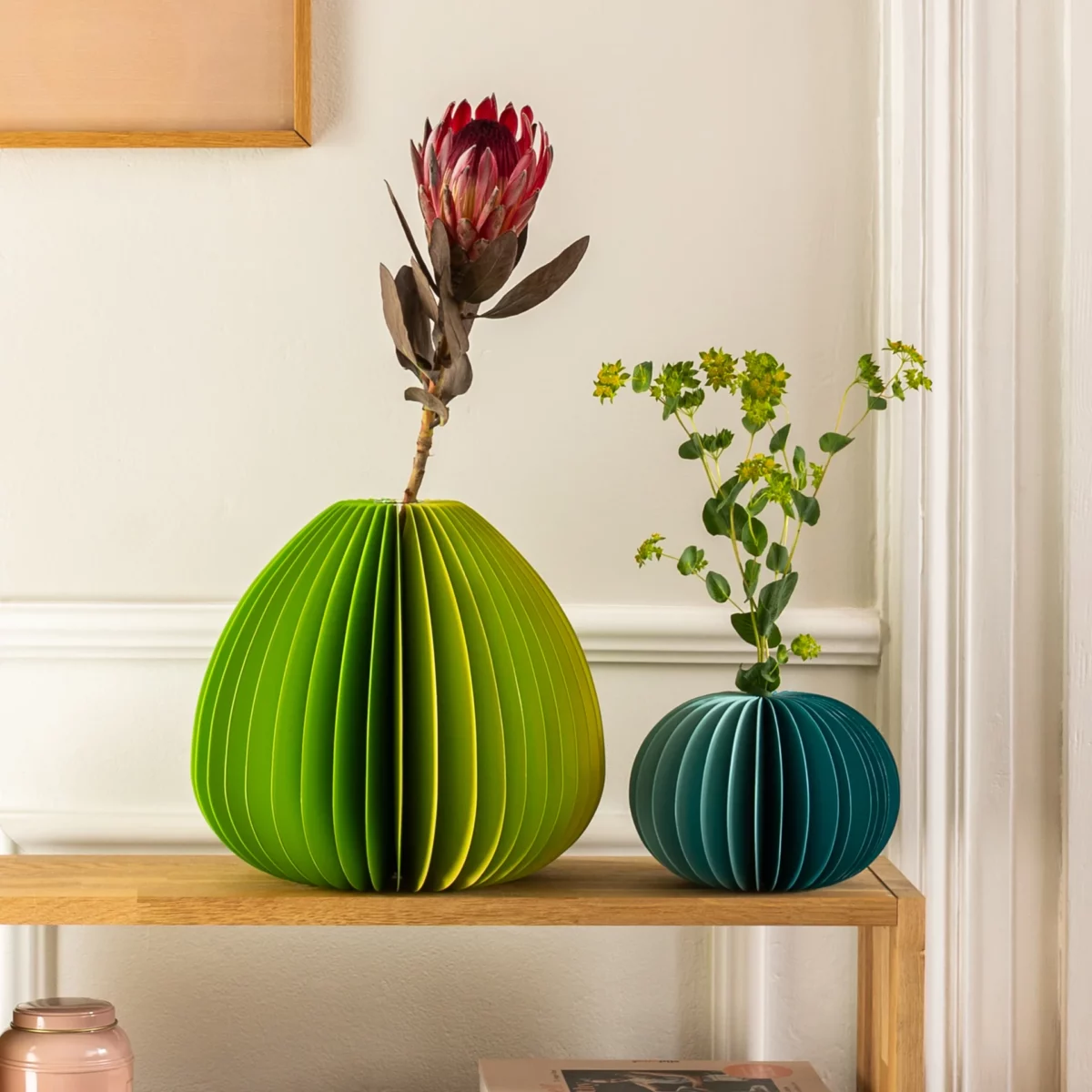 Vase en papier Remember Yuki Green L, vue détaillée 2 | One Horizon
