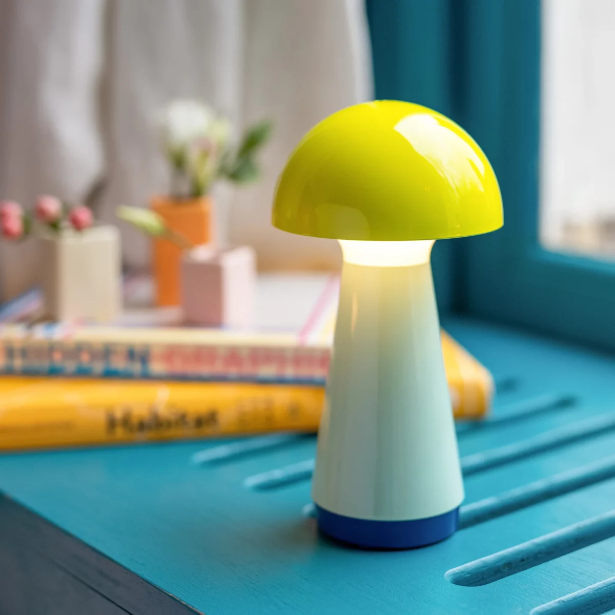 Remember Bobbi Table Lamp (Yellow), Detail View 5 | One Horizon