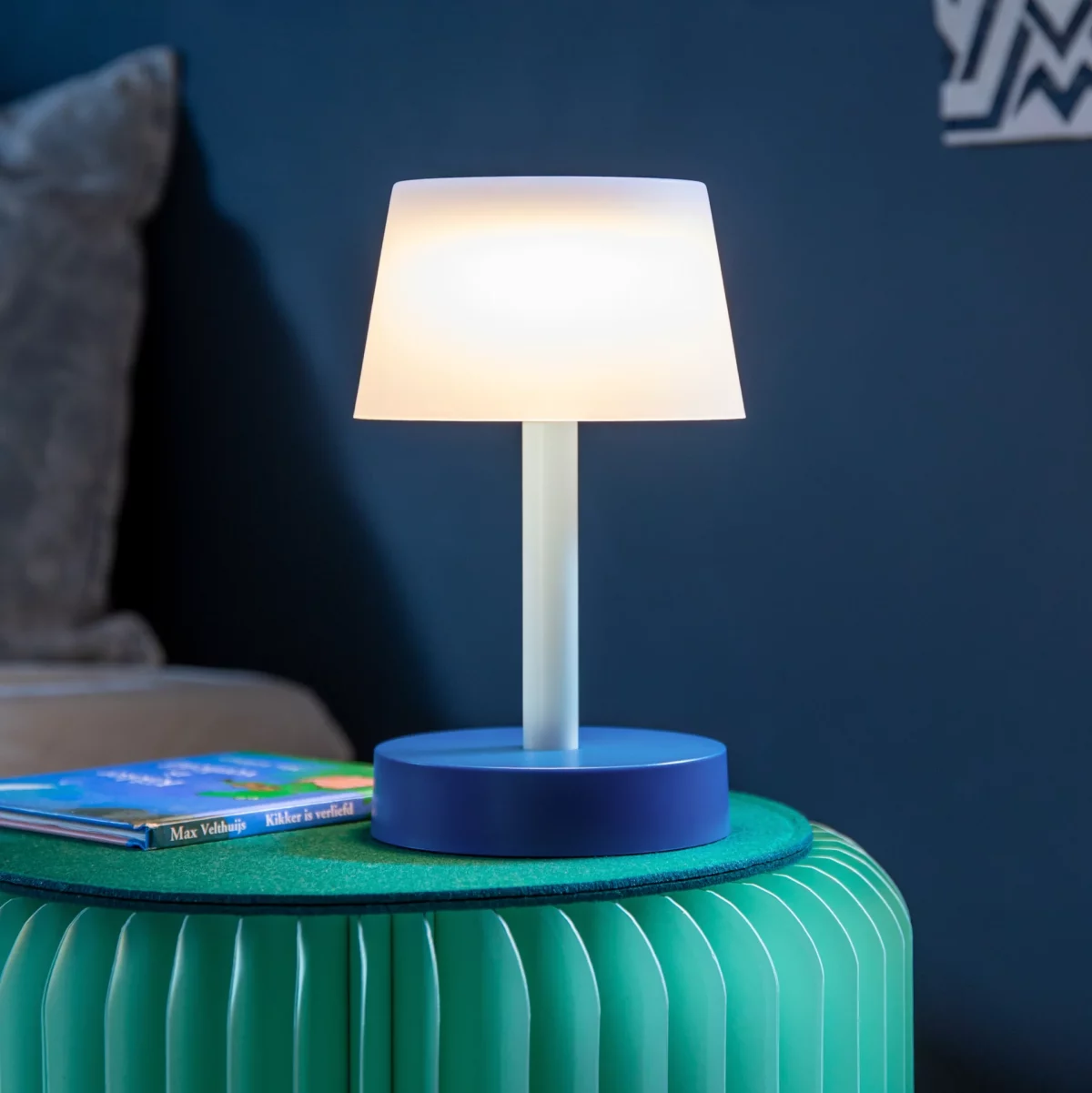 Lampe de table Remember Fritz Himmelblau, vue détaillée 3 | One Horizon