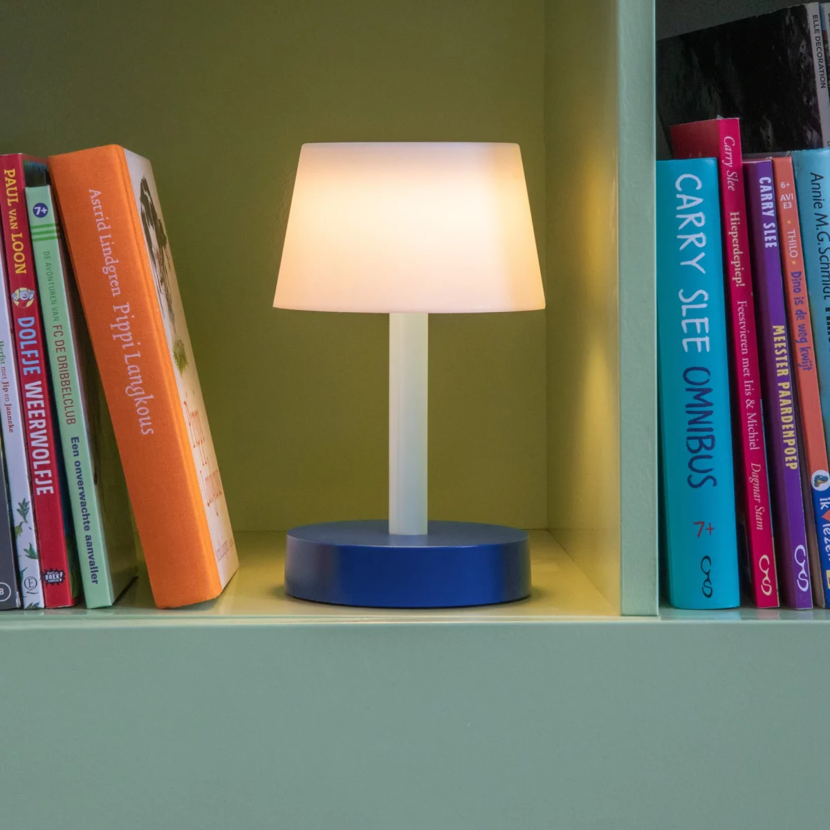 Lampe de table Remember Fritz Himmelblau, vue détaillée 4 | One Horizon