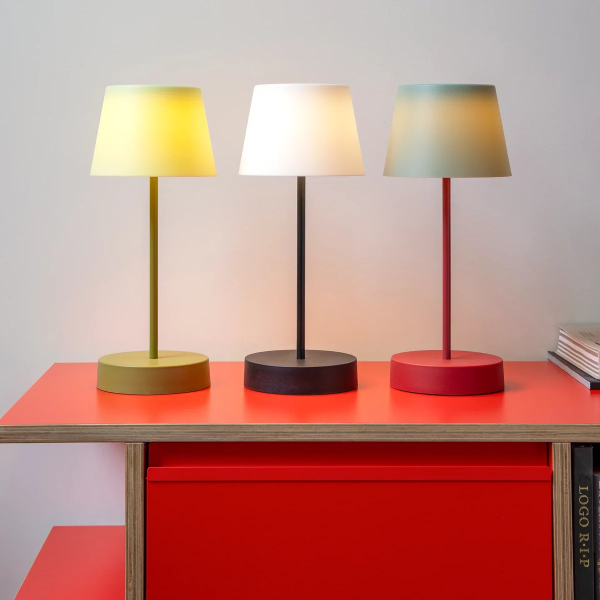 Remember Oscar Pure Table Lamp, Detail View 3 | One Horizon