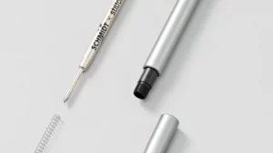 Stilform PEN Kugelschreiber zerlegt mit Schmidt-Mine und Feder zum Minenwechsel