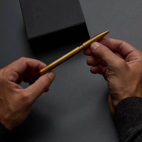Stilform PEN Kugelschreiber Messing Gebürstet, Detailansicht 2 | One Horizon