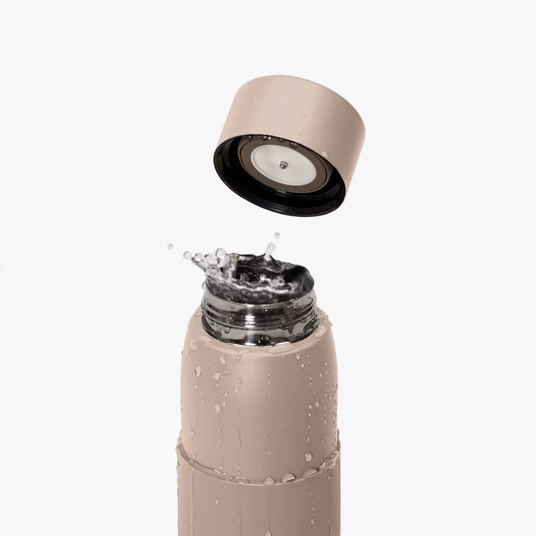 Akvo drinking bottle