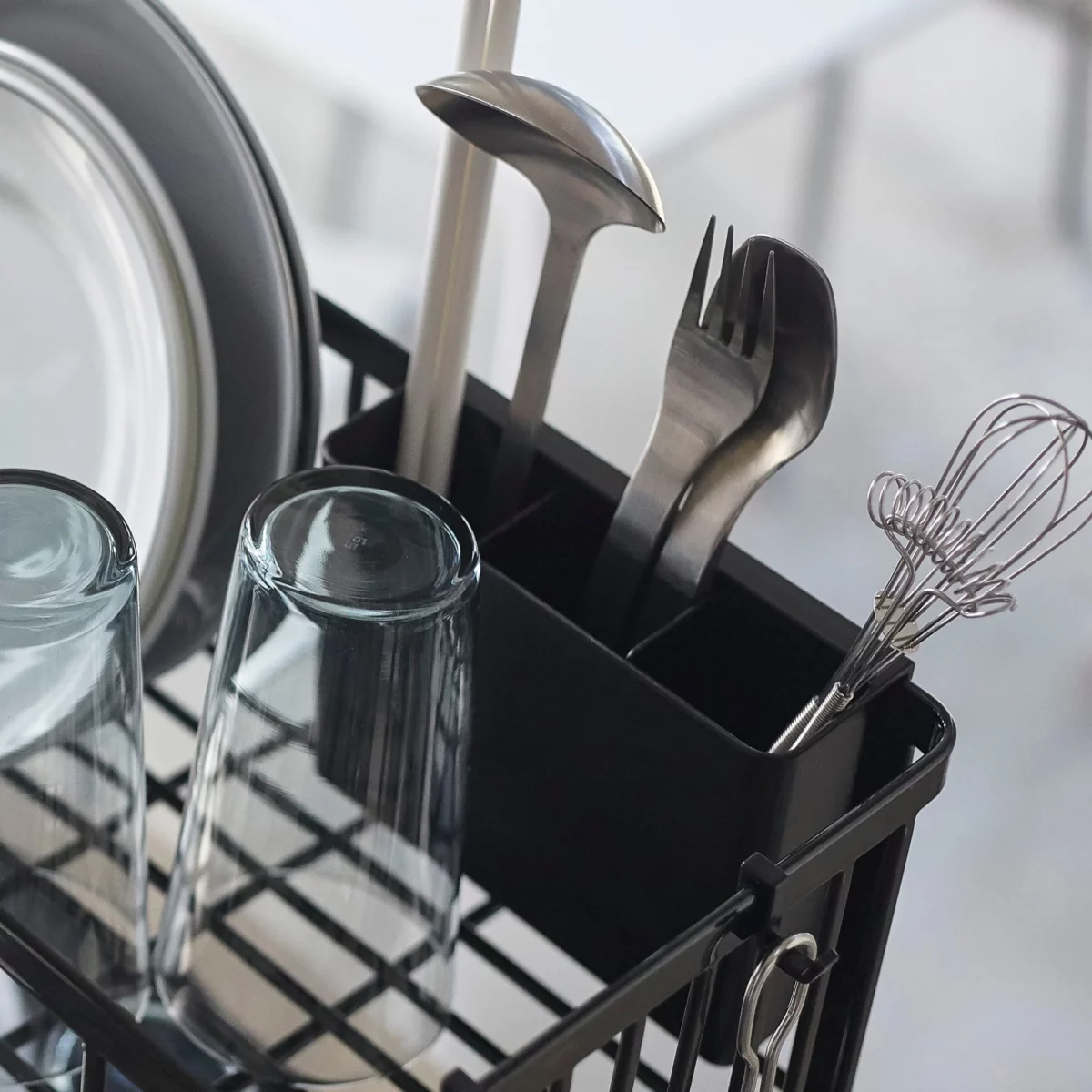 Yamazaki Two-Tier Dish Rack TOWER Black, Detail View 6 | One Horizon