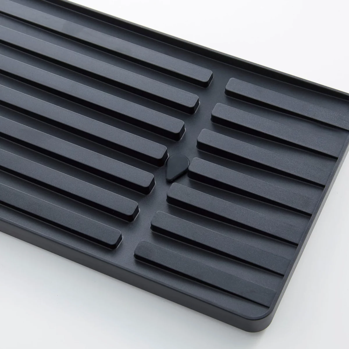 Yamazaki Two-Tier Dish Rack TOWER Black, Detail View 13 | One Horizon