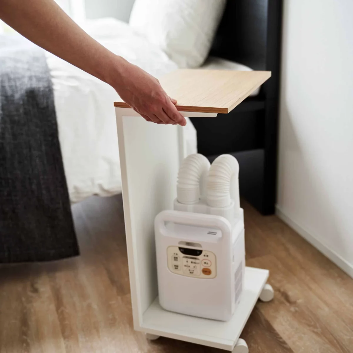 Yamazaki TOWER Side Table with Casters, White, Detail View 7 | One Horizon