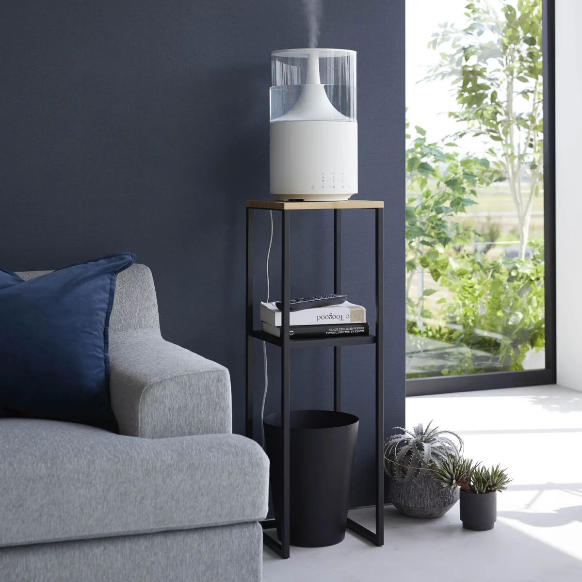 Yamazaki TOWER Decorative Shelf, Black, Detail View 3 | One Horizon