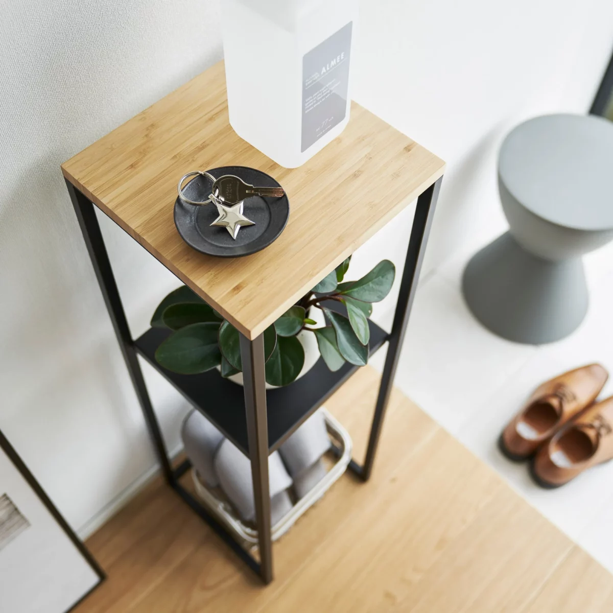 Yamazaki TOWER Decorative Shelf, Black, Detail View 8 | One Horizon