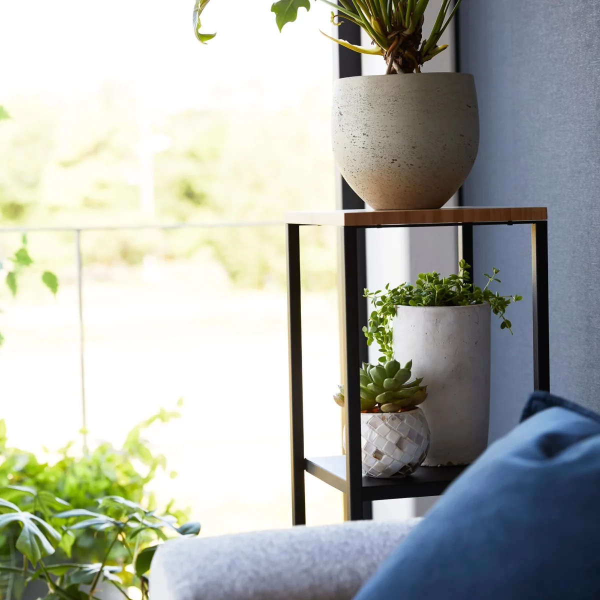 Yamazaki TOWER Decorative Shelf, Black, Detail View 11 | One Horizon