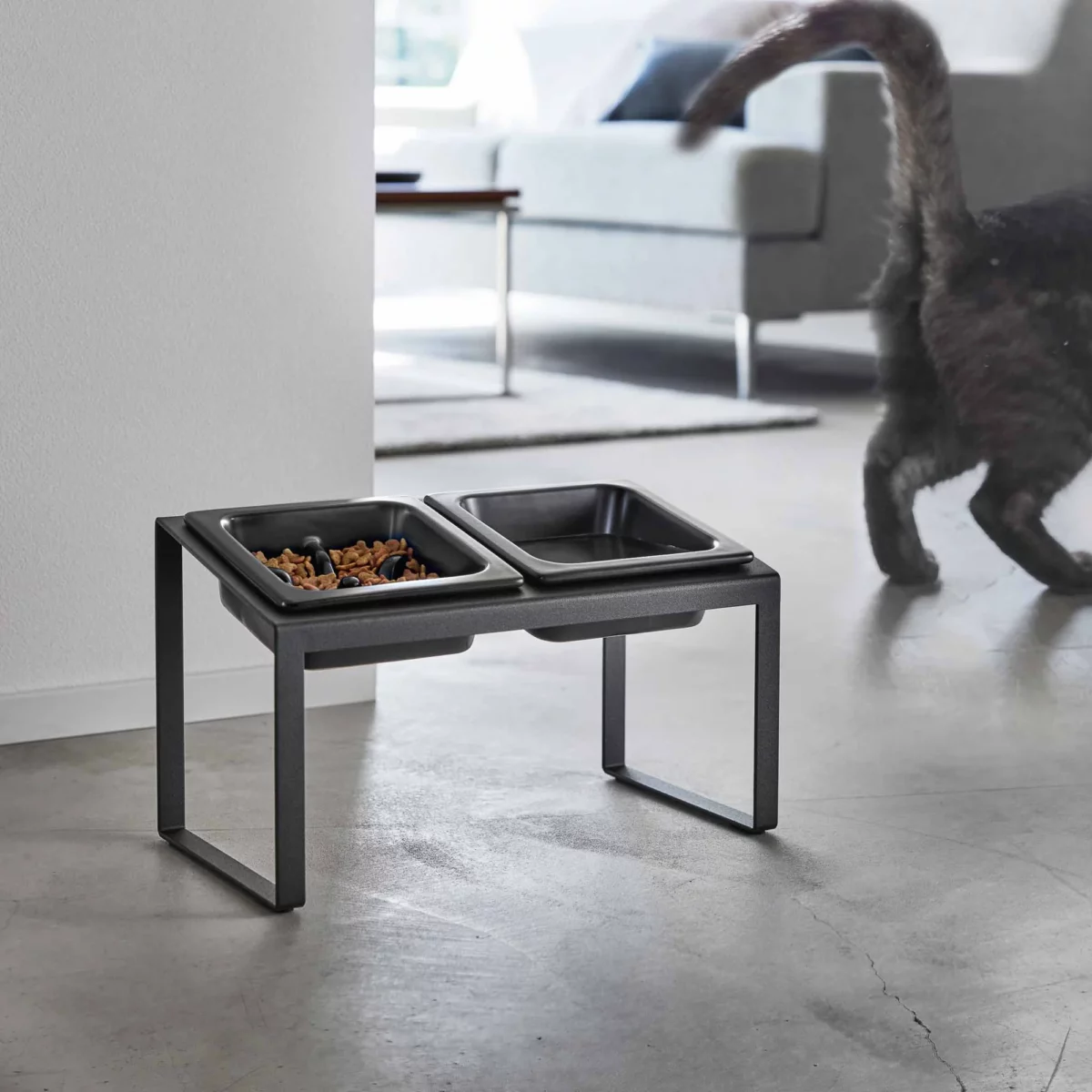 Ensemble de gamelles Yamazaki NOOKS avec support noir, vue détaillée 2 | One Horizon
