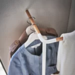 Yamazaki Garderobe CORNER TOWER Weiss, Detailansicht 4 | One Horizon