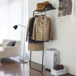Yamazaki Garderobe mit Regal TOWER Weiss, Detailansicht 3 | One Horizon