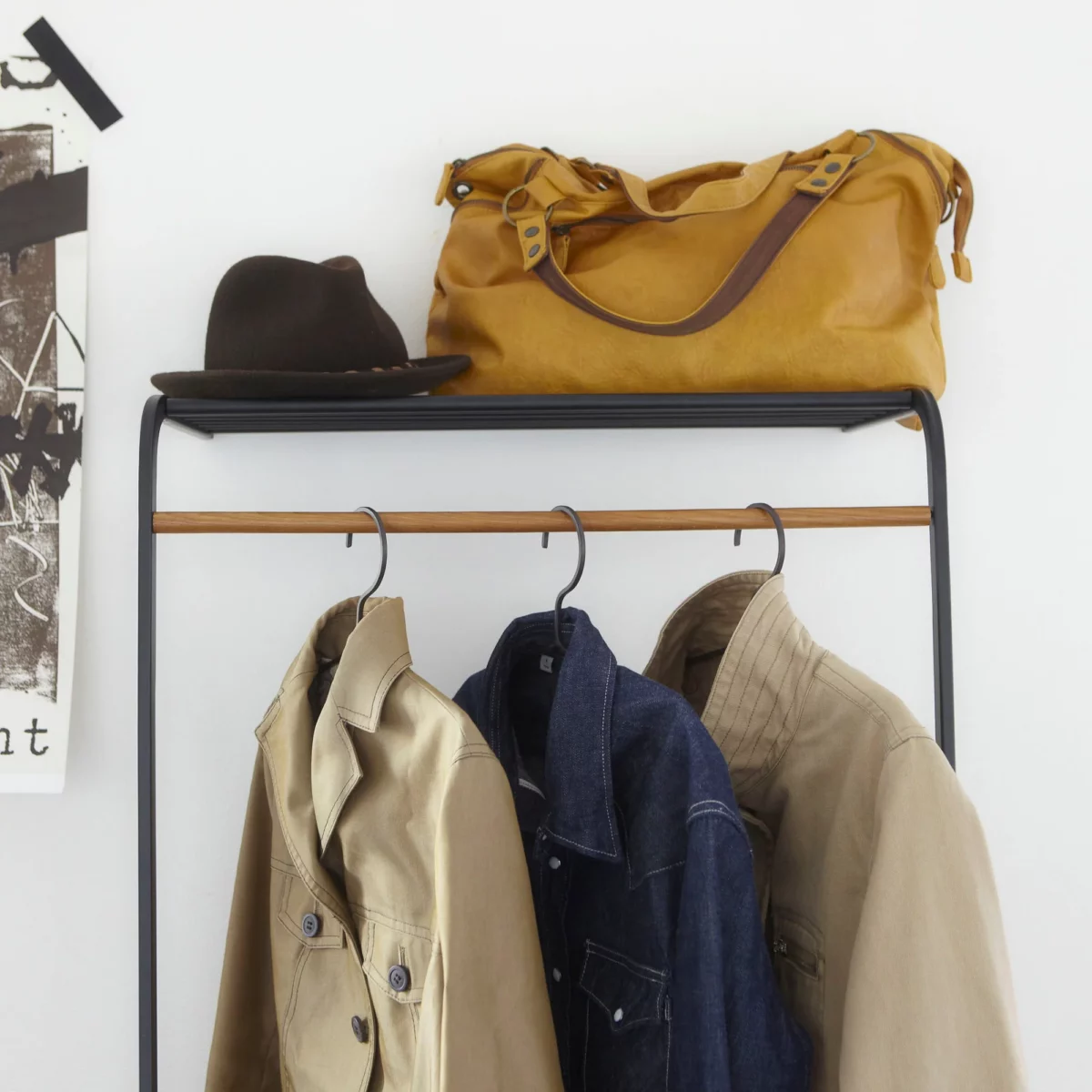 Yamazaki Garderobe mit Regal TOWER Weiss, Detailansicht 4 | One Horizon