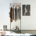 Yamazaki Garderobe mit Rollen TOWER Schwarz, Detailansicht 4 | One Horizon
