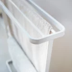 Yamazaki Handtuchhalter TOWER Weiss, Detailansicht 5 | One Horizon
