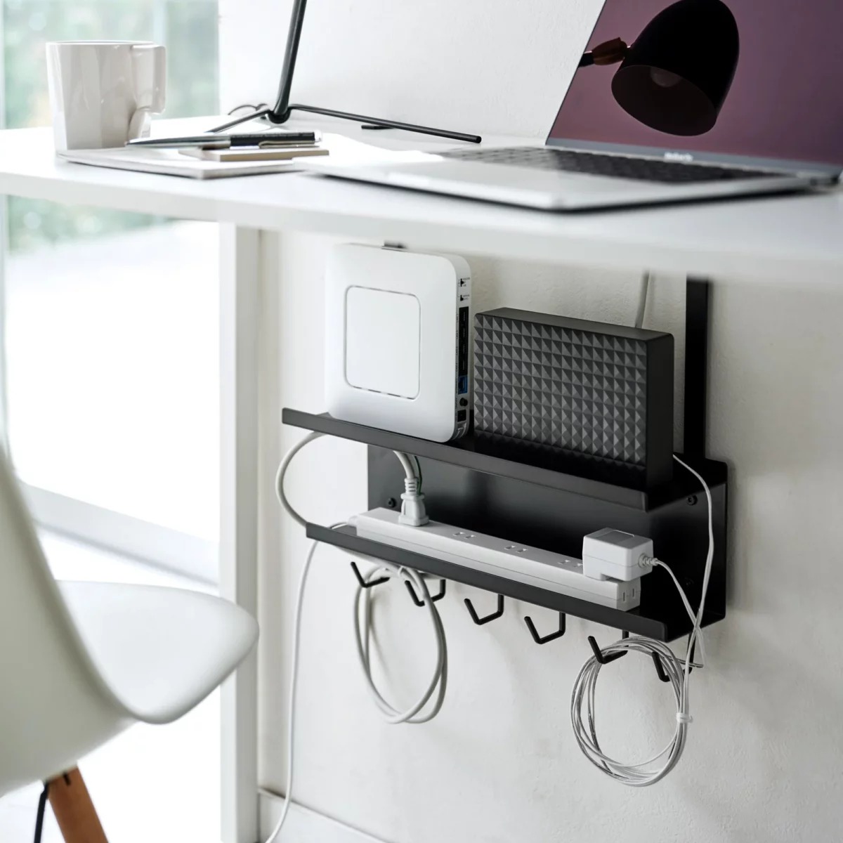 Yamazaki Kabel-Organizer SMART für den Schreibtisch Schwarz, Detailansicht 2 | One Horizon