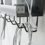 Yamazaki Kabel-Organizer SMART für den Schreibtisch Schwarz, Detailansicht 6 | One Horizon