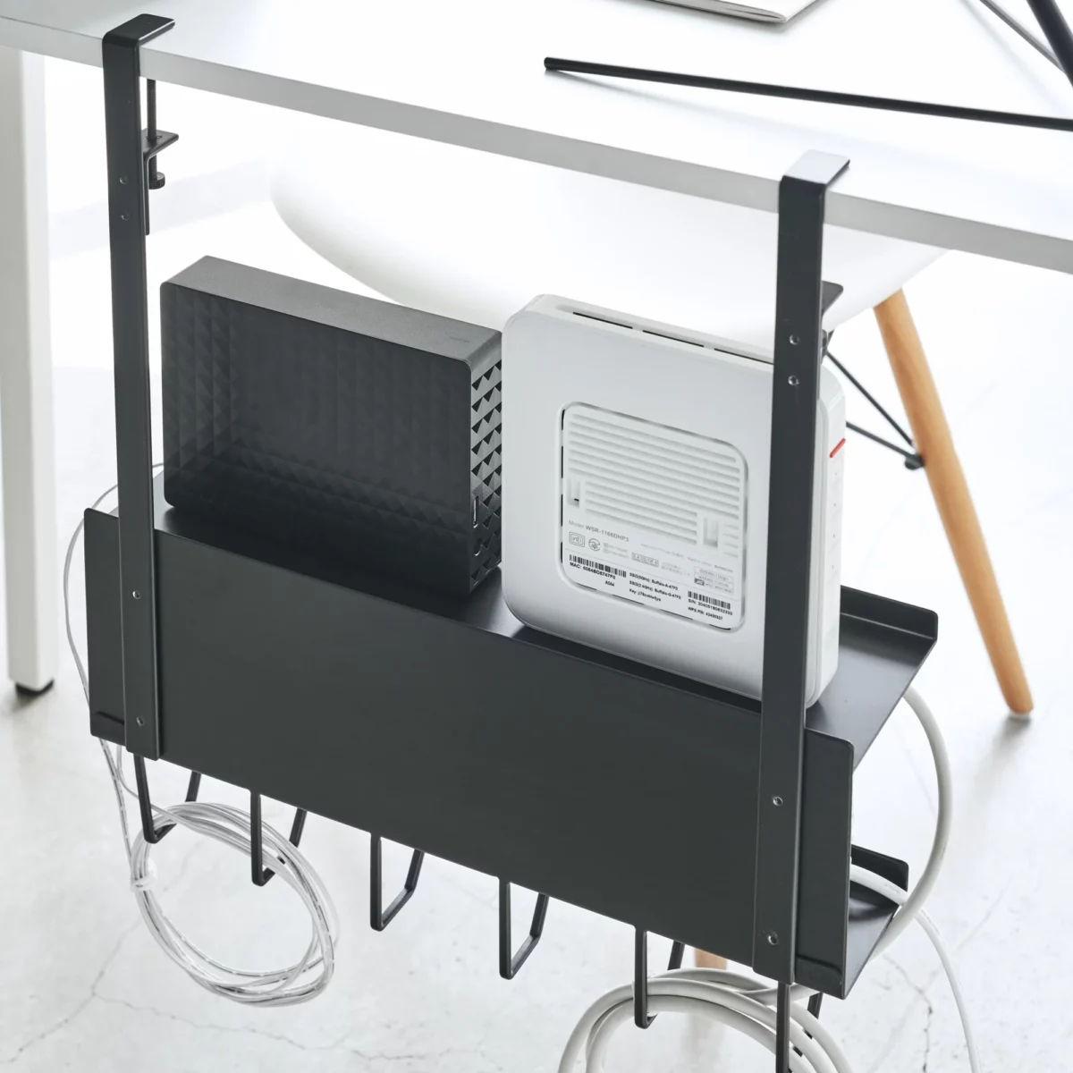 Yamazaki Kabel-Organizer SMART für den Schreibtisch Schwarz, Detailansicht 8 | One Horizon