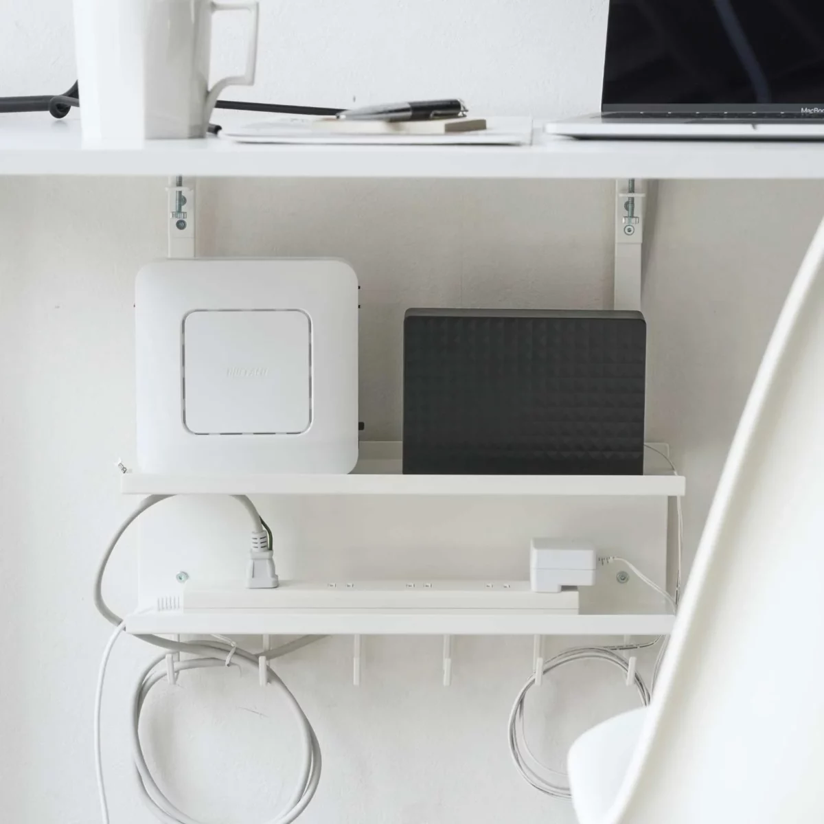Yamazaki Kabel-Organizer SMART für den Schreibtisch Weiss, Detailansicht 12 | One Horizon