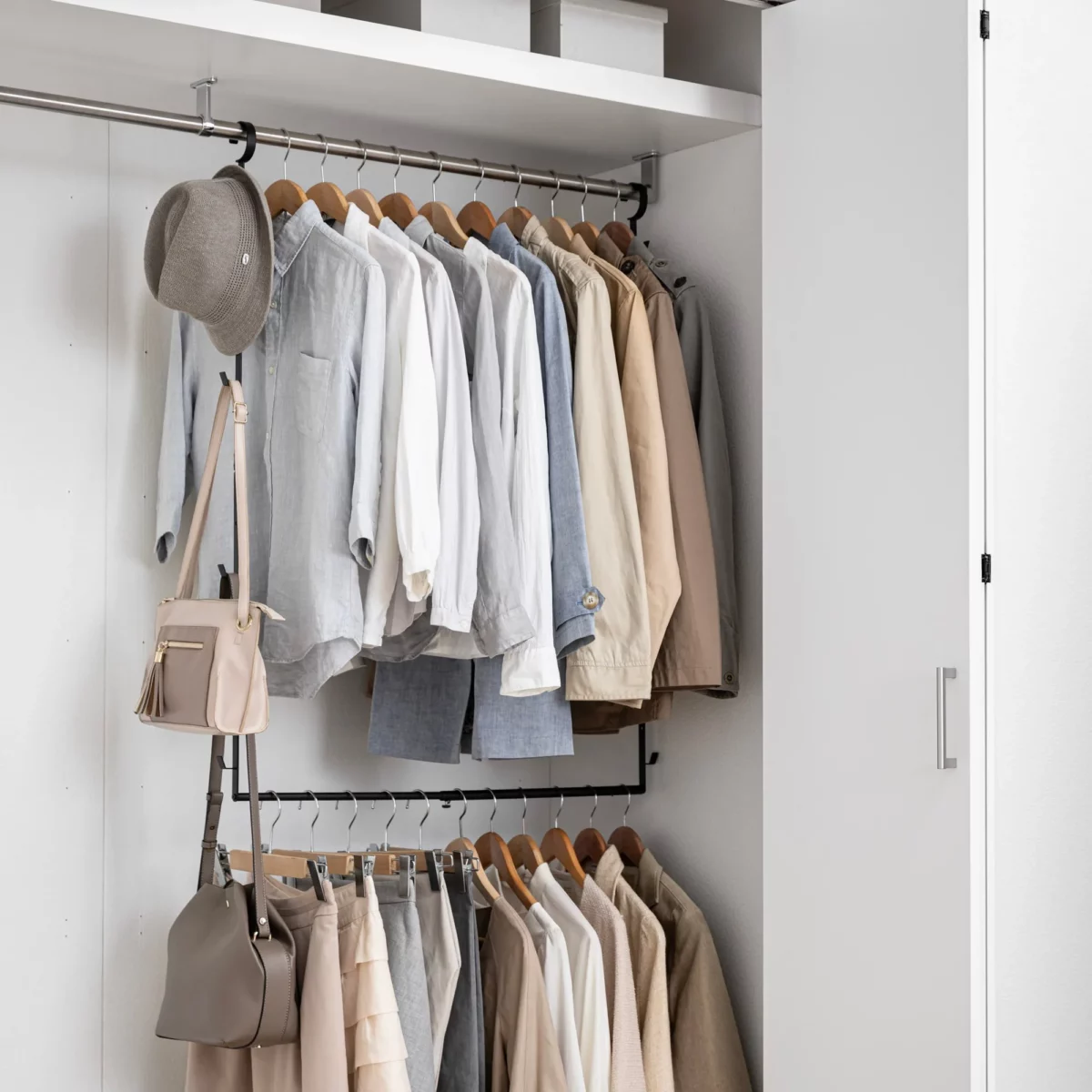 Yamazaki SMART 2-Tier Extendable Clothes Rod in Black, for use in a closet with a second level for shirts