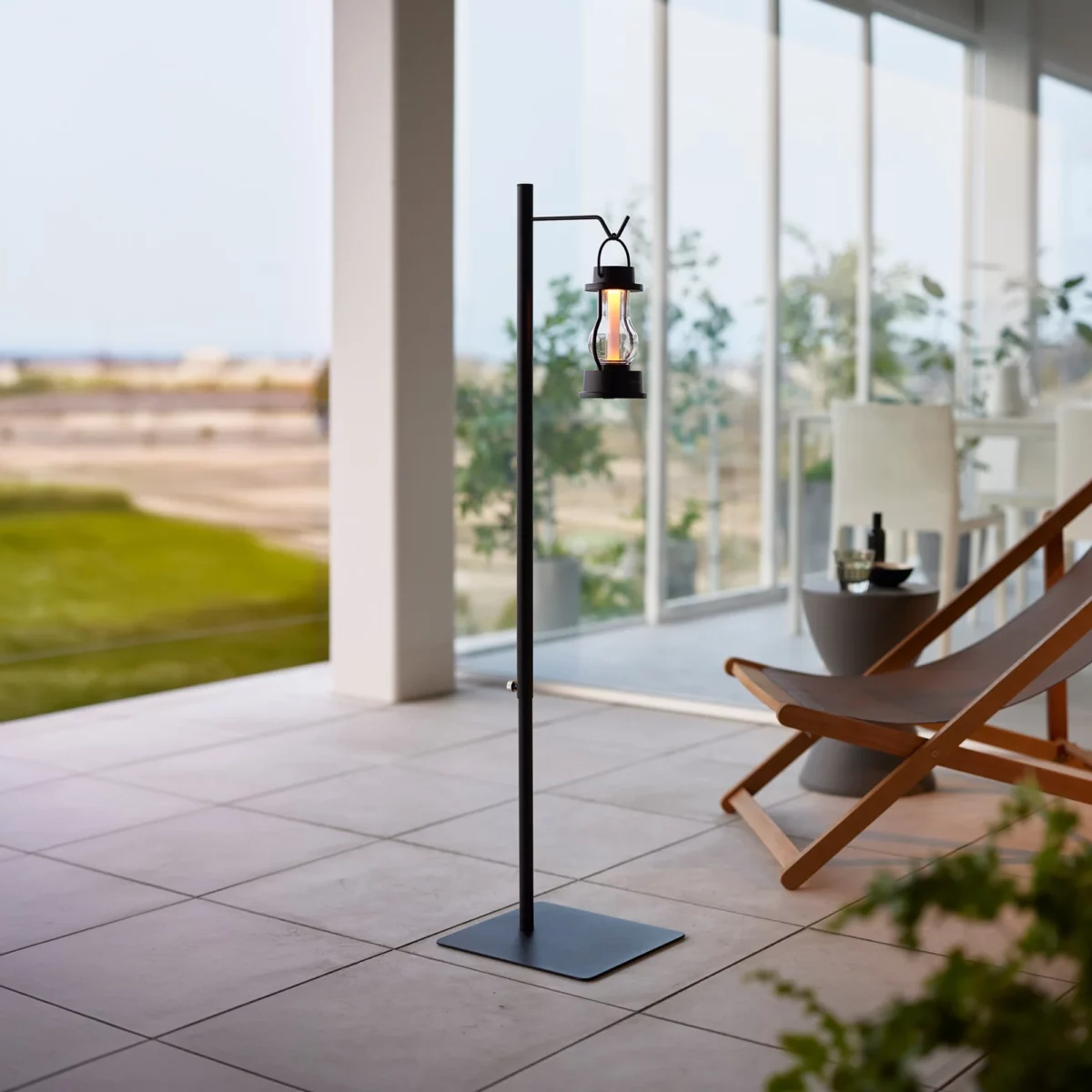 Yamazaki TOWER Height-Adjustable Lantern Stand, Black, Detail View 3 | One Horizon