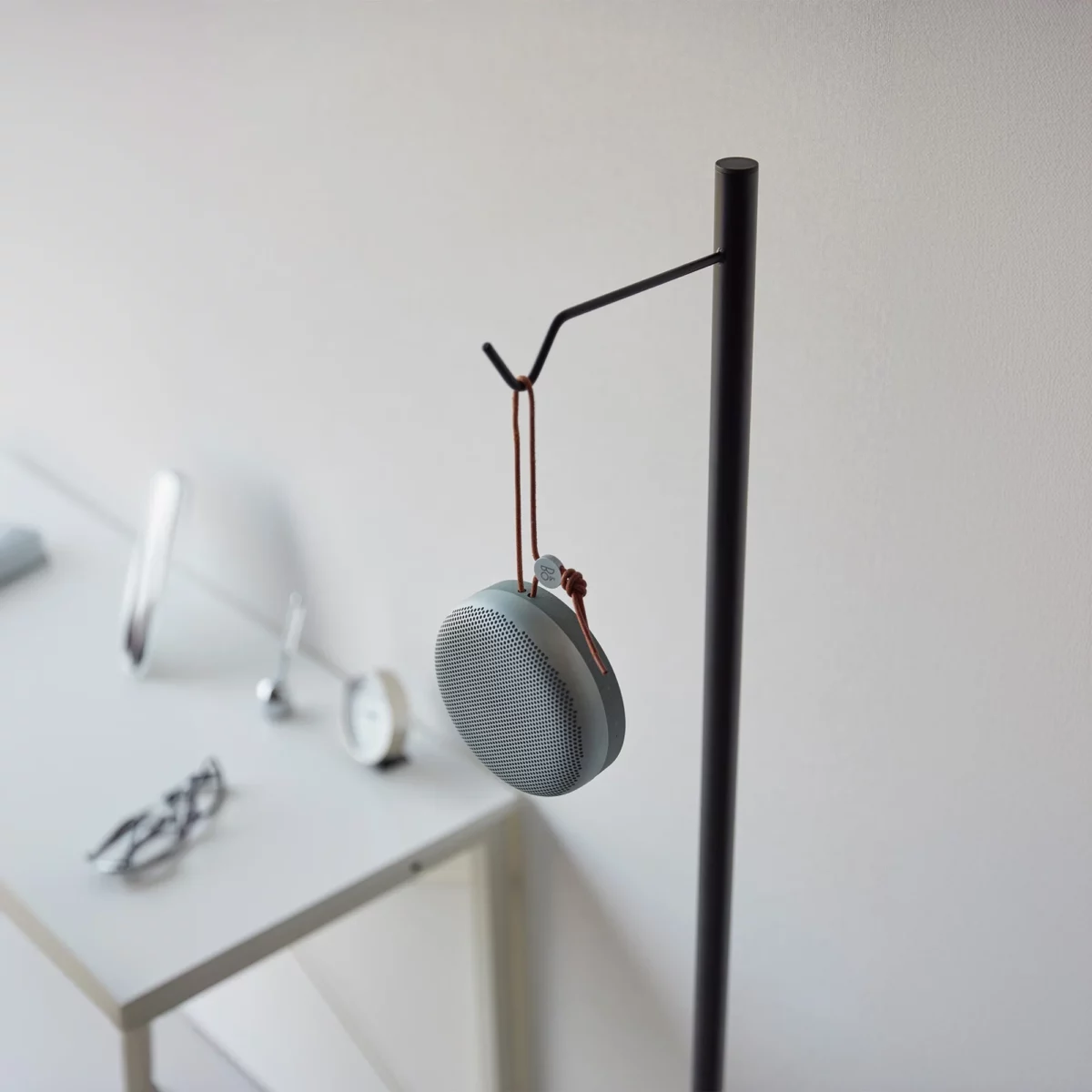 Yamazaki TOWER Height-Adjustable Lantern Stand, Black, Detail View 10 | One Horizon