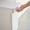 Yamazaki Mülleimer TOWER luftdicht mit Rollen Weiss, Detailansicht 14 | One Horizon