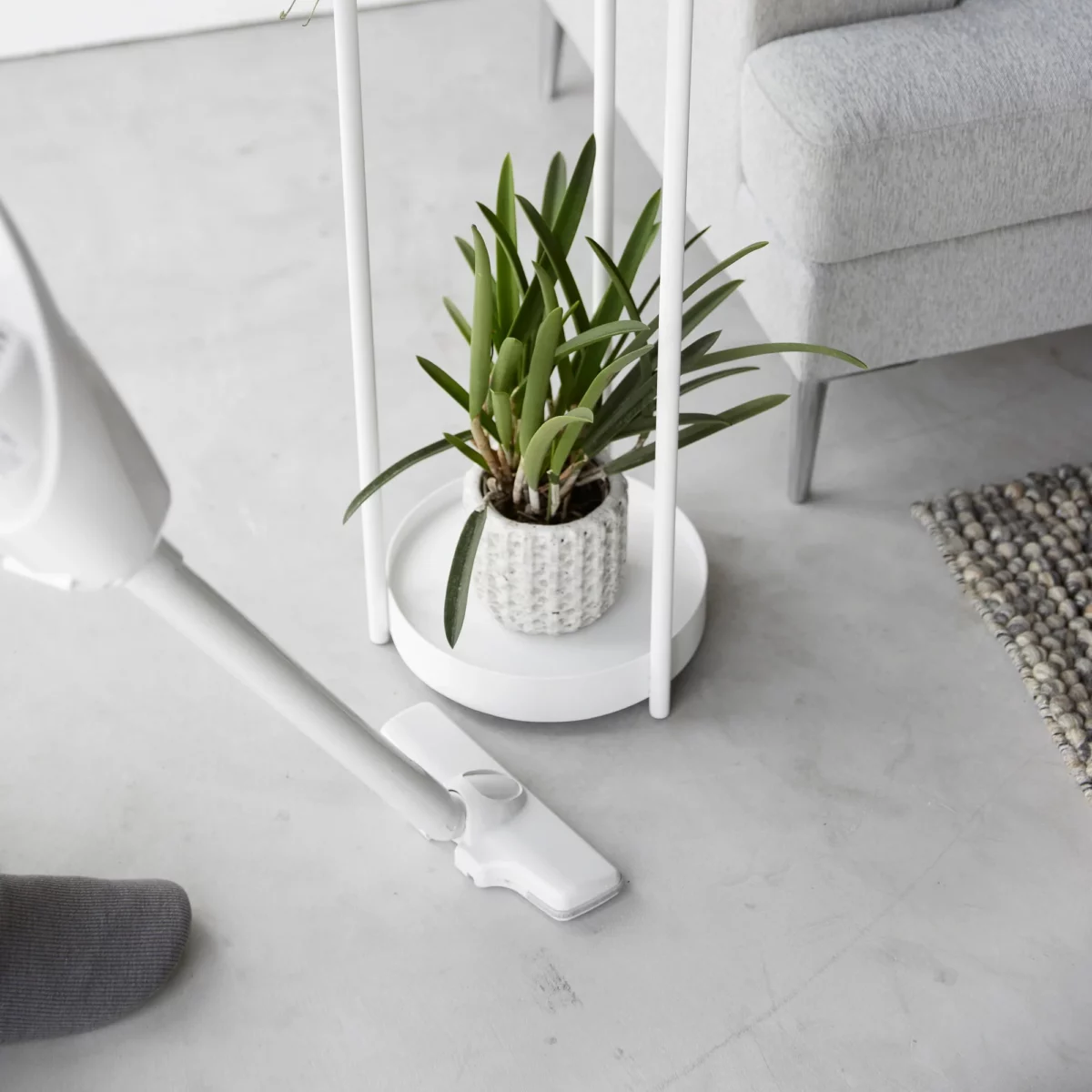 Yamazaki TOWER Plant Stand, White, Detail View 7 | One Horizon