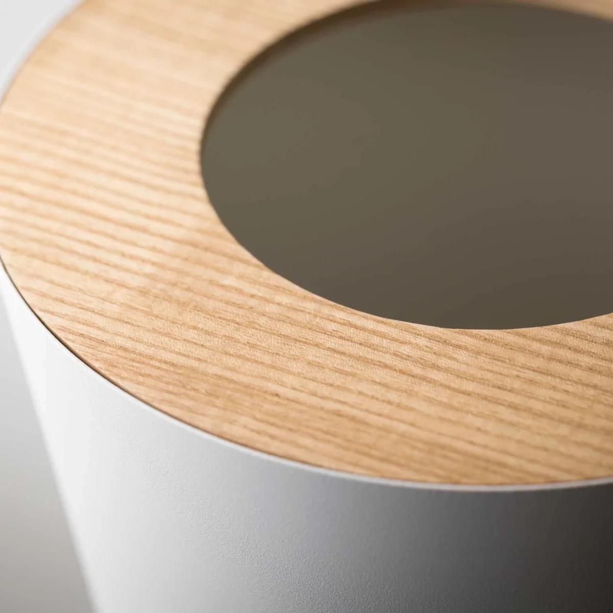 Yamazaki Runder Mülleimer RIN Weiss, Detailansicht 4 | One Horizon