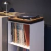 Yamazaki Schallplatten-Regal mit Rollen TOWER Weiss, Detailansicht 3 | One Horizon