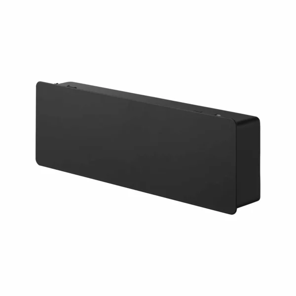 Boîte à clés Yamazaki TOWER large, de couleur noire, représentée fermée et en découpe sur fond blanc