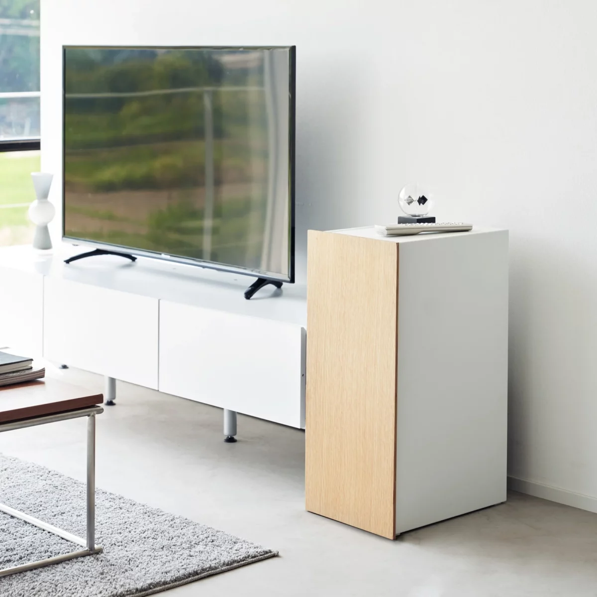 Organiseur pour consoles de jeux Yamazaki TOWER blanc, vue détaillée 3 | One Horizon