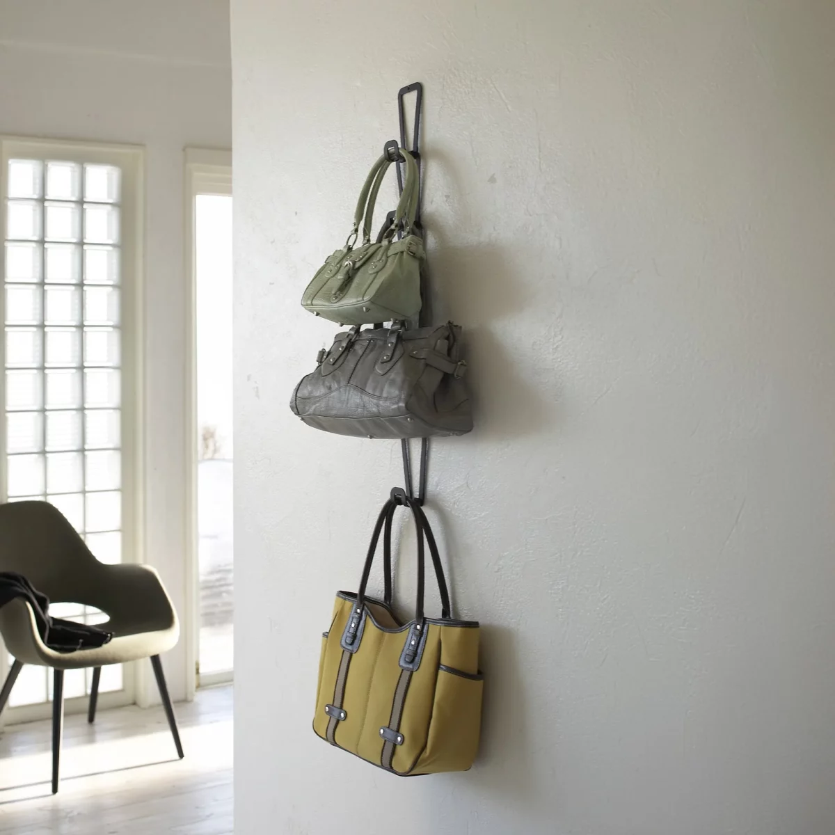 Yamazaki CHAIN S Bag Holder in Black, for hanging; wall-mounted with three pockets