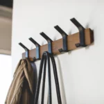 Yamazaki Wandgarderobe RIN Schwarz, Detailansicht 5 | One Horizon