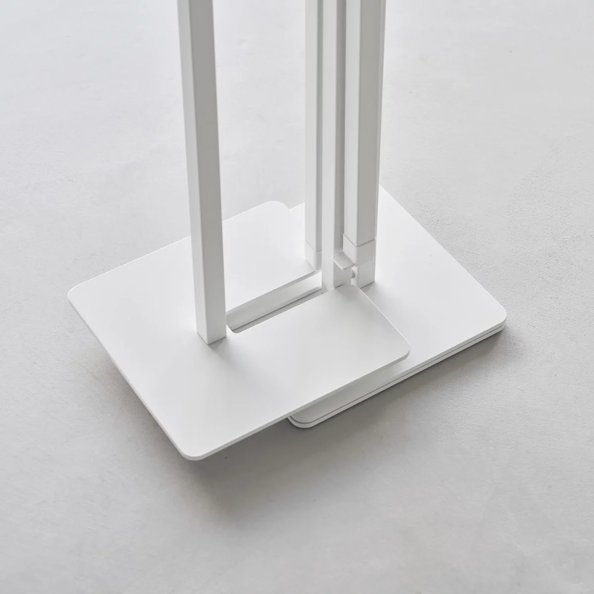 Yamazaki Klappbarer Zweistangen-Wäscheständer TOWER Weiss, Detailansicht 7 | One Horizon